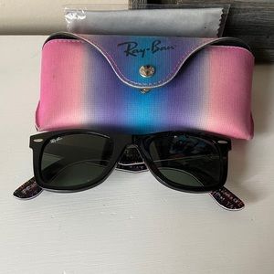 Ray-Ban Wayfarer Sunglasses